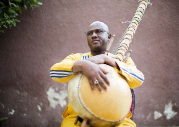 “Nací ‘griot’ y así moriré. Cada uno tiene su misión”