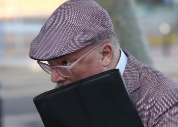 Los sicofantes y la cicuta