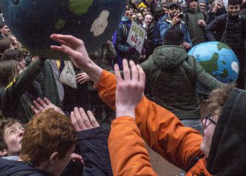 ‘¡No nos roben el futuro¡’