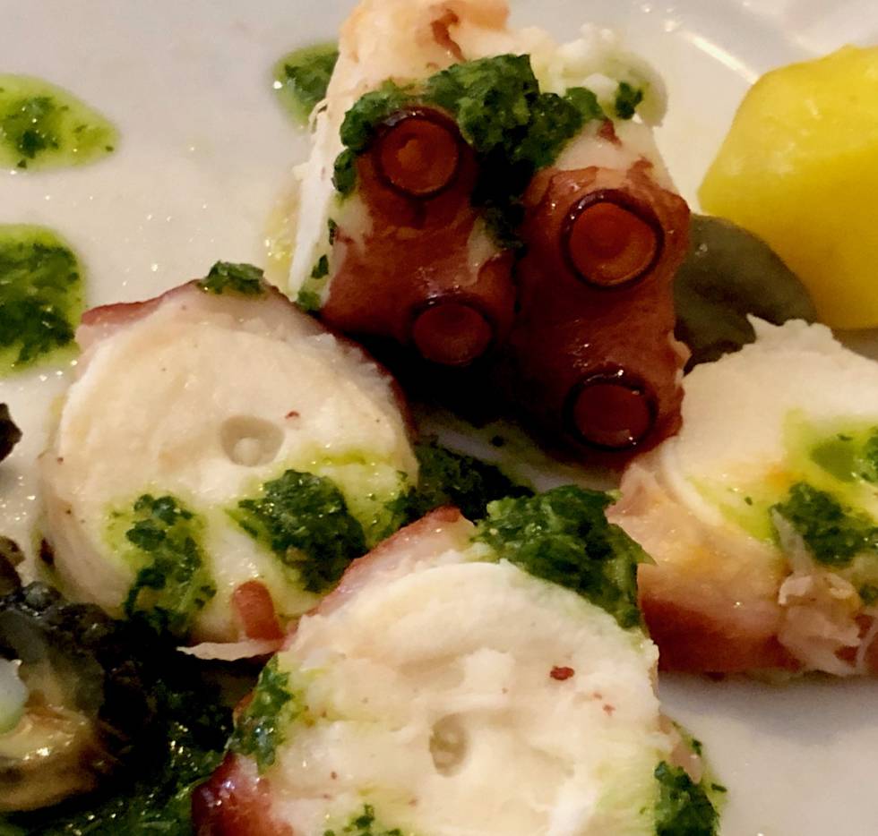 PULPO AL MOJO VERDE CAPEL