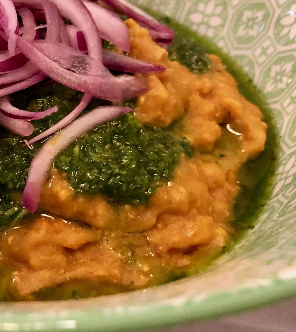 ESCALDÓN DE GOFIO CON MOJO CAPEL