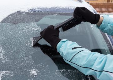 Qué accesorios llevar en el coche para sortear imprevistos