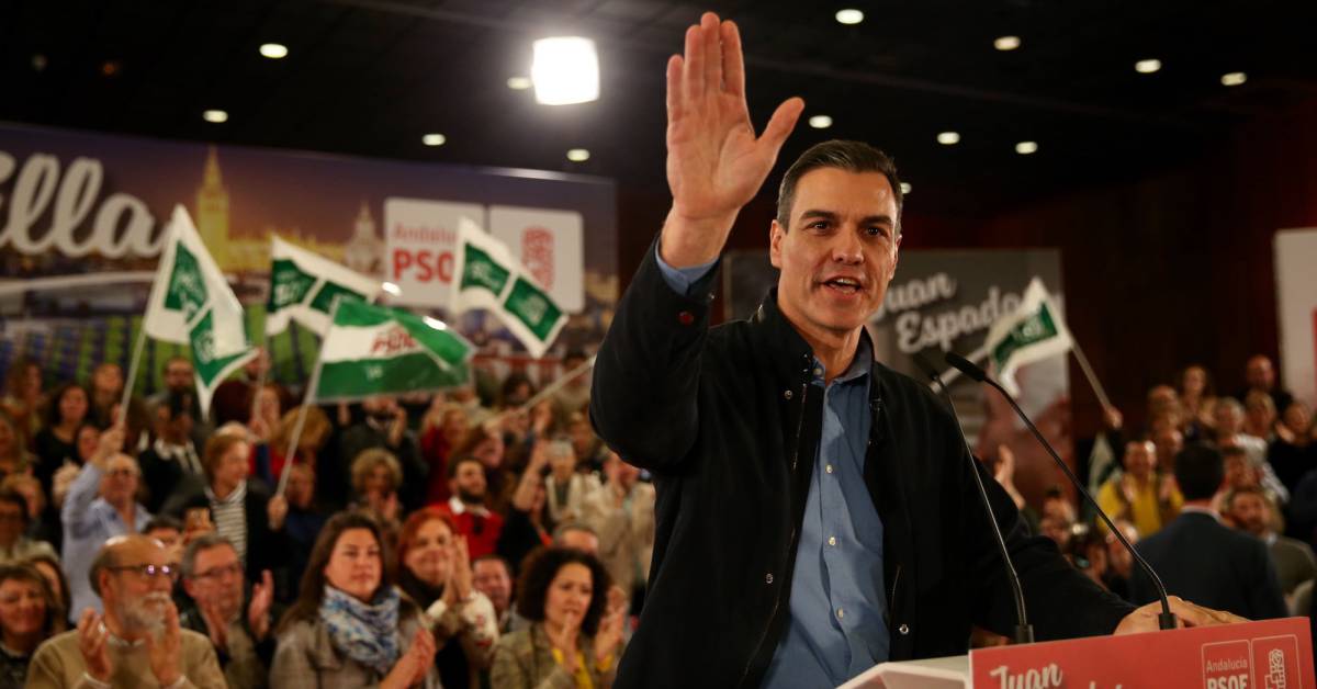 Pedro Sánchez, durante el mitin de este sábado en Sevilla.