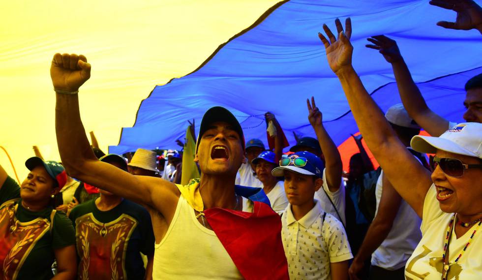manifestacion guaido maduro