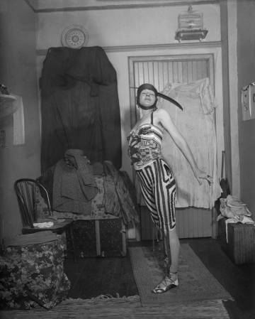 Elsa von Freytag en 1915: cabaretera, dadaísta, bailarina, pintora, modelo...