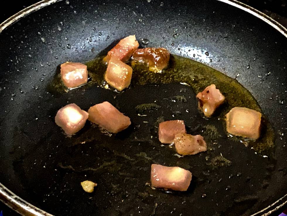 SALTEANDO EL GUANCIALE EN DON GIOVANI CAPEL