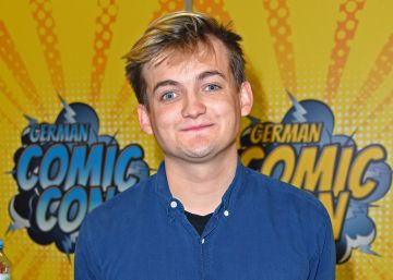 Dónde está y por qué no se ha vuelto a saber nada del sanguinario Joffrey desde que dejó ‘Juego de tronos’