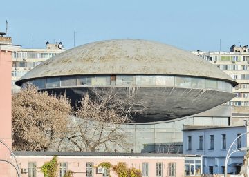 Edificios: cuatro 'marcianadas' que desafiaron el patrón de los bloques soviéticos