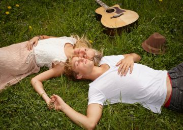 Hormonas entre el polen: por qué la primavera es la estación del amor