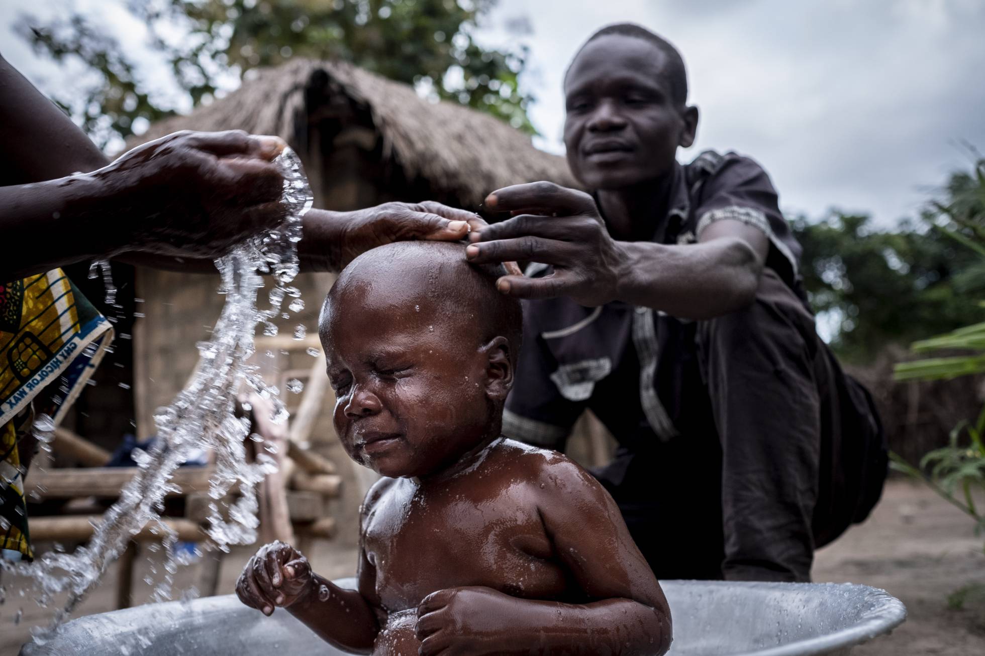 En las guerras, hay más niños que mueren por causas relacionadas con el agua que por la violencia