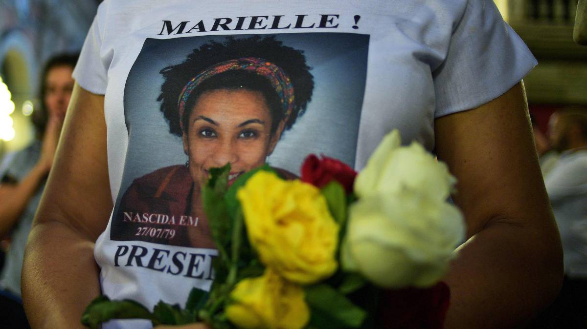 Camiseta con la imagen de Marielle Franco.
