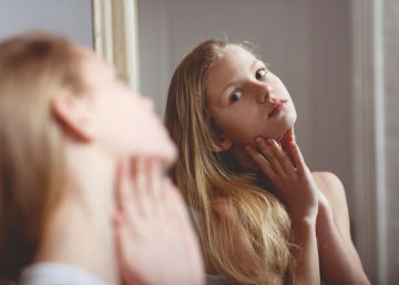 Mujer por fuera, hombre por dentro: qué pasa cuando las hormonas no siguen el plan