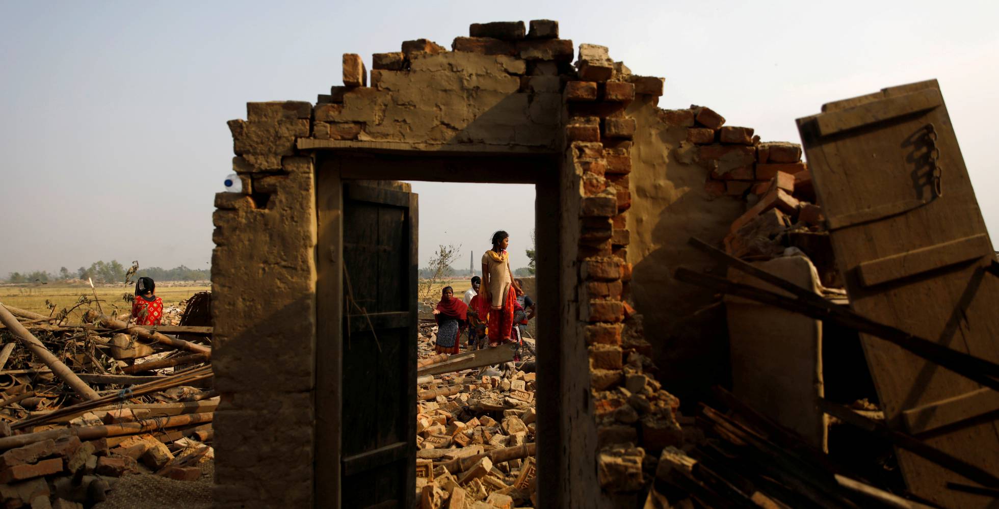 A destrutiva tempestade que arrasou o sul do Nepal