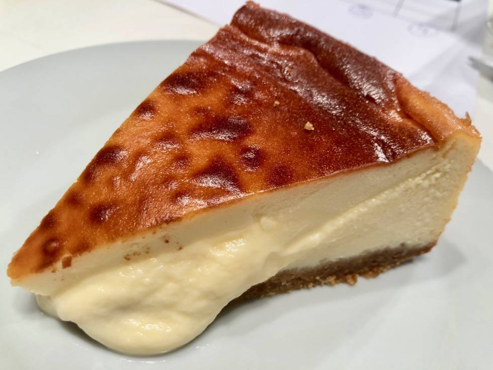 TARTA DE CARBÓN NEGRO CAPEL