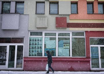 Los refugiados que habitan la tierra de nadie en los Balcanes