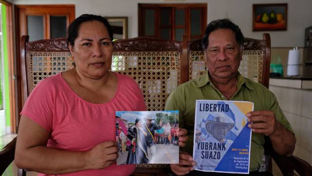 Familiares del preso Yubrank Suazo.