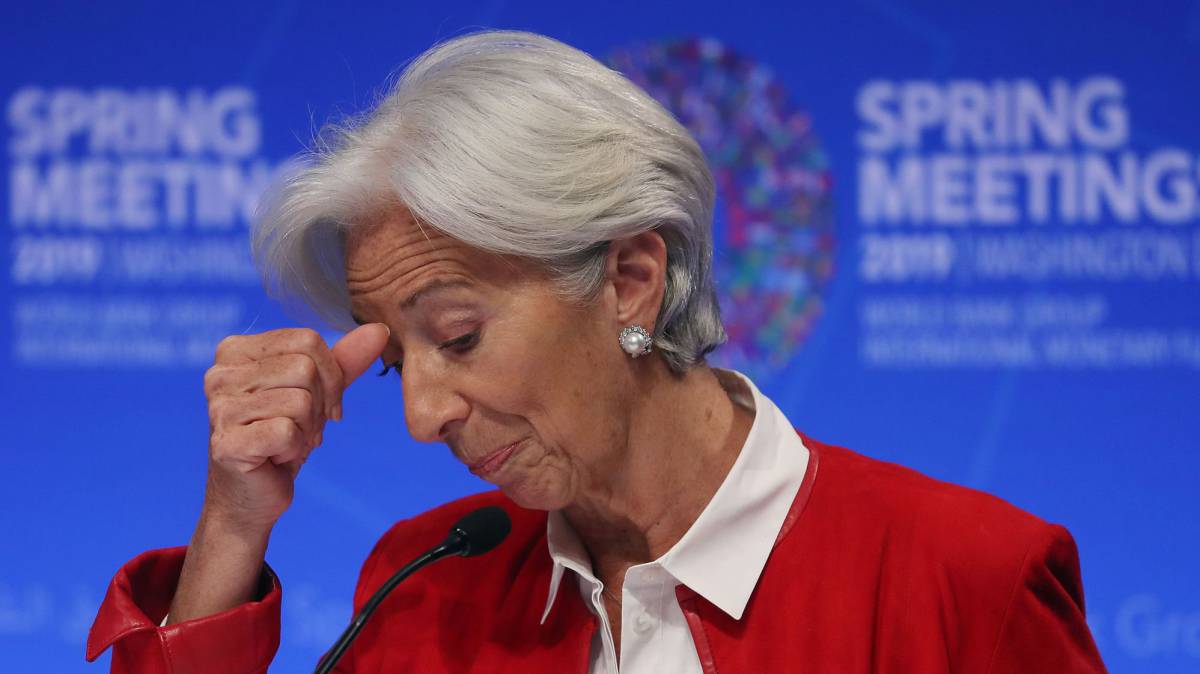 Christine Lagarde comparece ante los medios.