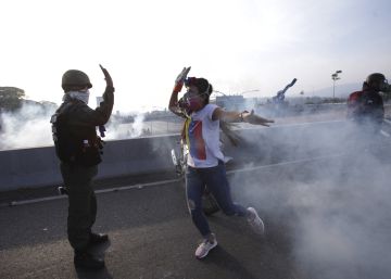 La liberación de Leopoldo López y la ofensiva de la oposición venezolana, en imágenes