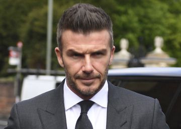 David Beckham, condenado a seis meses sin carné por usar el móvil al volante