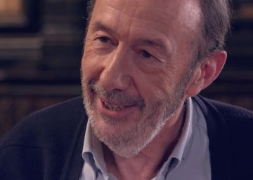 Cuando Alfredo Pérez Rubalcaba comparó el Congreso con la tabla periódica