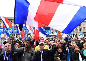 La marcha en Milán de los ultraderechistas europeos, en imágenes