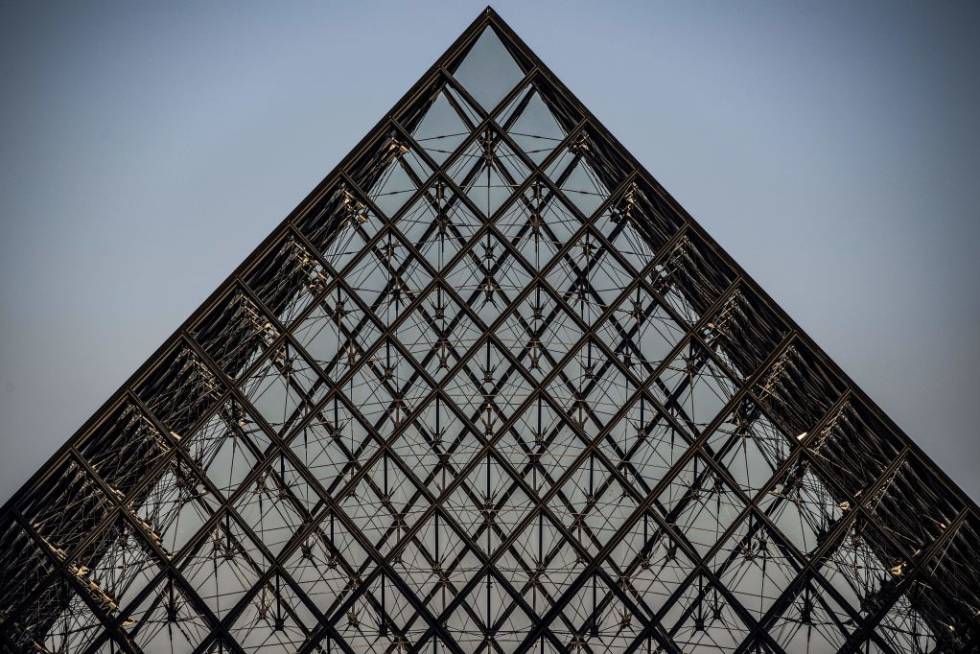 piramide louvre ieoh ming pei