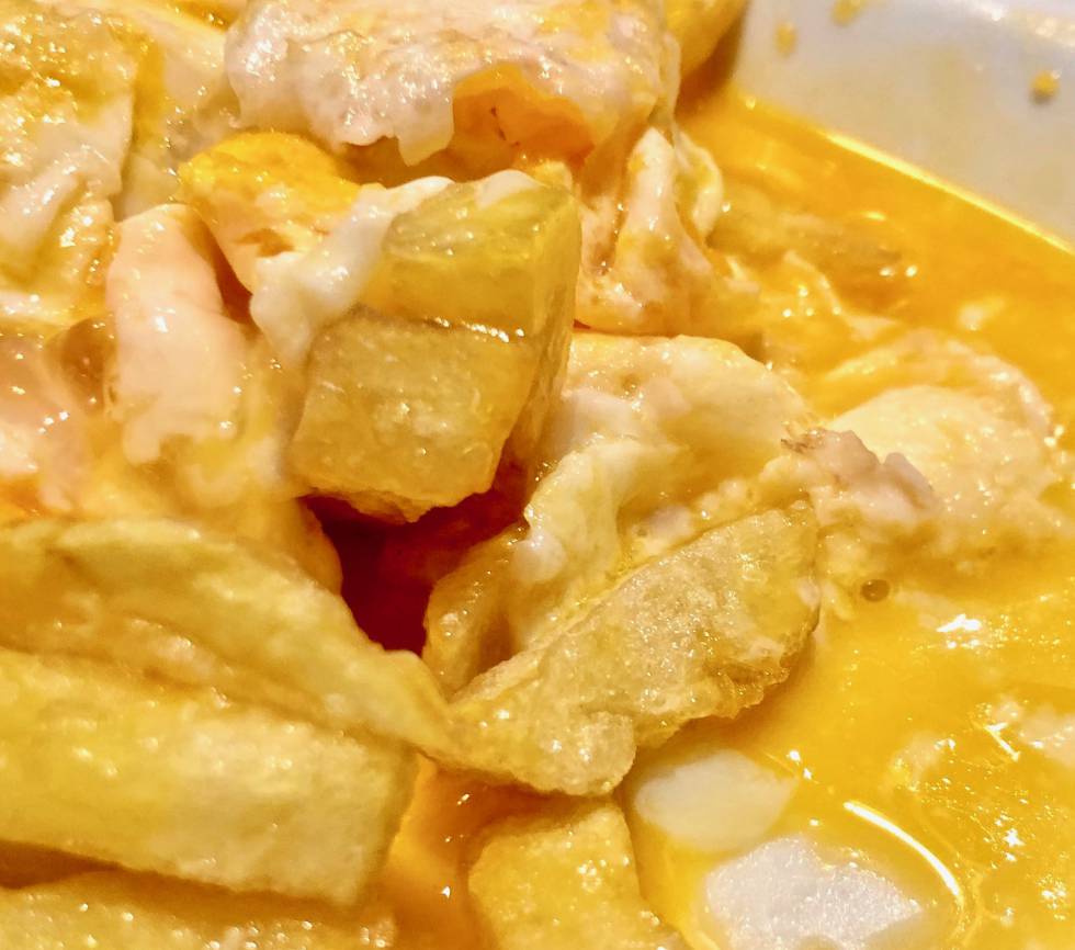 HUEVOS ROTOS CAPEL