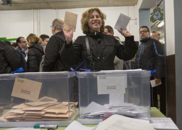 Cuanto más pequeño es un lugar, más vota la gente