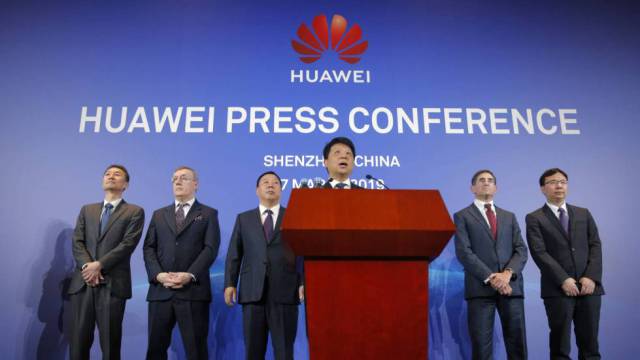 El presidente de Huawei, Guo Ping.