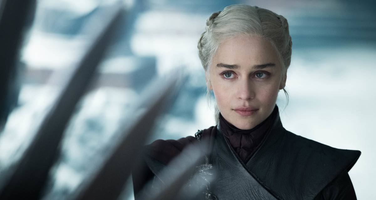 Emilia Clarke estudió vídeos de Hitler para preparar su discurso final en ‘Juego de tronos’