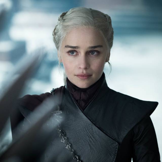 Emilia Clarke estudió vídeos de Hitler para preparar su discurso final en ‘Juego de tronos’