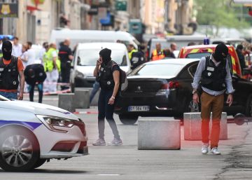 Explosión en una calle peatonal de Lyon, en imágenes