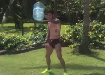El entrenamiento de Sergio Ramos con un bidón de agua