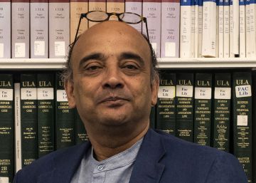 Kwame Anthony Appiah: “Los intelectuales pueden ser un estorbo para hallar soluciones” Kwame Anthony Appiah: “Los intelectuales pueden ser un estorbo para hallar soluciones”