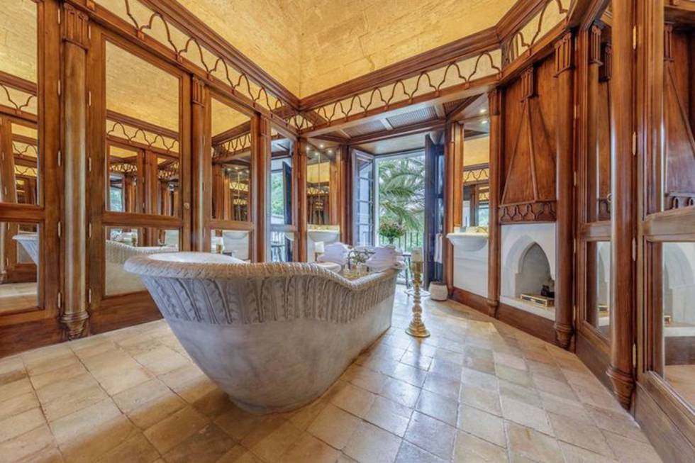 michael douglas mansion mallorca