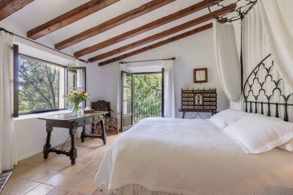 michael douglas mansion mallorca