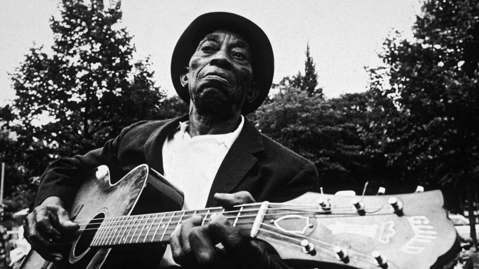 Mississippi John Hurt: para cantar buen 'blues' hay que sufrir.