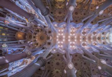 sagrada familia gaudi masoneria