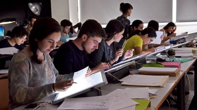 Clase de Diseño y Tecnologías Creativas de la Universidad Politécnica de Valencia.