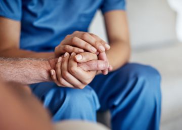 “Afrontar la pérdida de salud de nuestros padres, y también su muerte, es algo complejo”