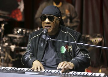 Stevie Wonder se someterá a un trasplante de riñón