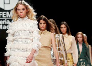 El poder femenino y la sostenibilidad desfilan en la pasarela madrileña