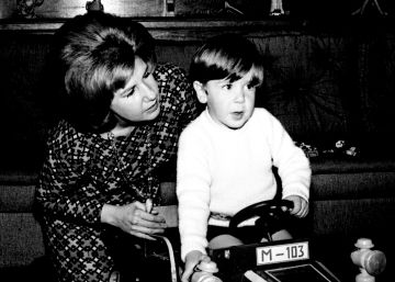 La dura infancia que sufrió Cayetano Martínez de Irujo y la extraña forma en que él educó a sus dos hijos
