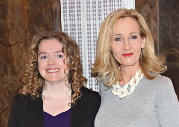 La fundación de J. K. Rowling, señalada por acoso