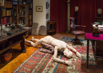 La inquietante exposición que celebra los 100 años del psicoanálisis en la casa museo de Freud