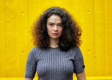 Por qué el pelo se encrespa tanto en verano y qué podemos hacer para evitarlo