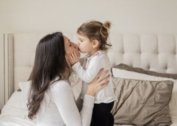 Beijos na boca dos filhos? Boas razões para fazê-lo com bom senso