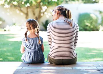 Cómo explicarle a tu hijo que el abuelo ha fallecido