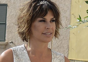 Raquel Perera veranea en Ibiza mientras Alejandro Sanz prepara su gira americana