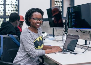 El creciente uso de tecnología demanda la formación de ingenieros en toda África
